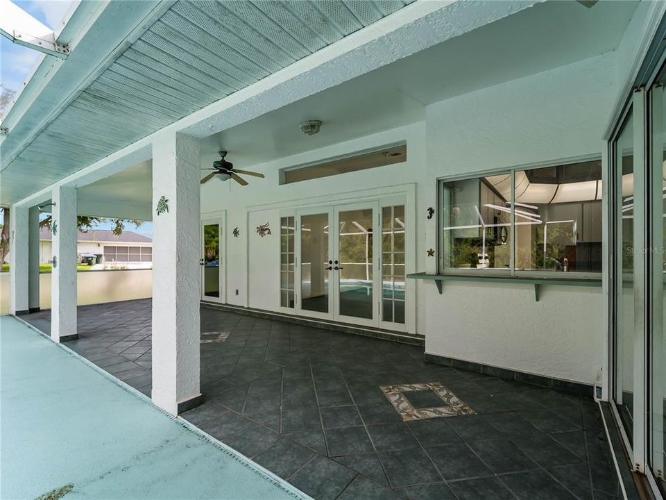 For Sale: $314,900 (3 beds, 2 baths, 2080 Square Feet)