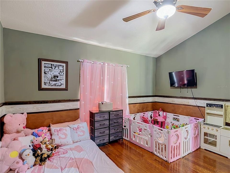 En Venta: $470,000 (3 camas, 2 baños, 2159 Pies cuadrados)