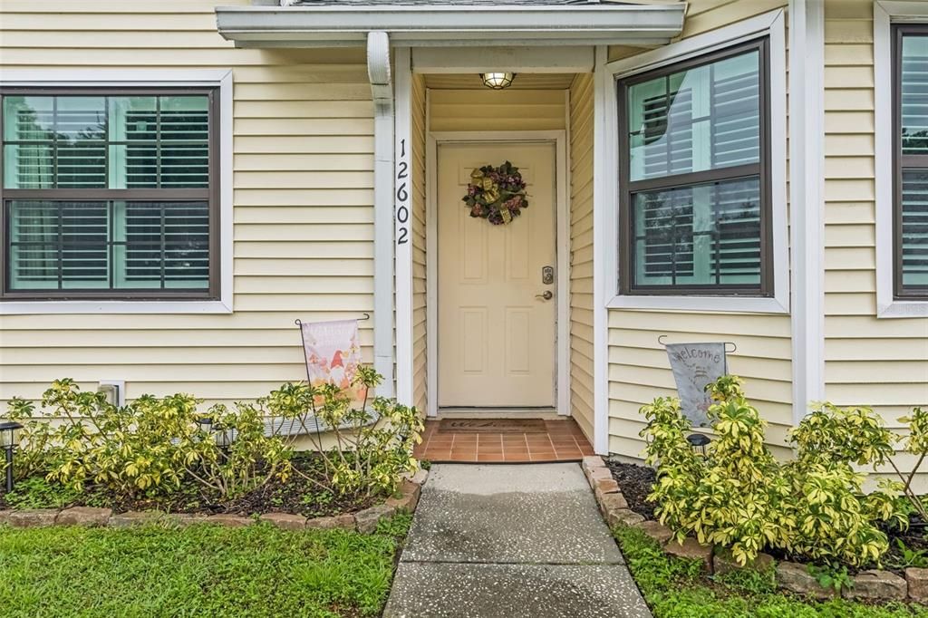For Sale: $220,000 (2 beds, 2 baths, 1005 Square Feet)