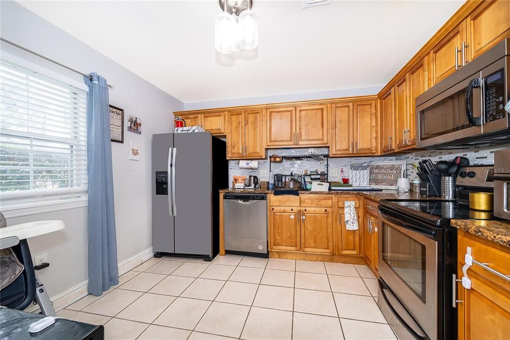 For Sale: $215,000 (2 beds, 2 baths, 1365 Square Feet)