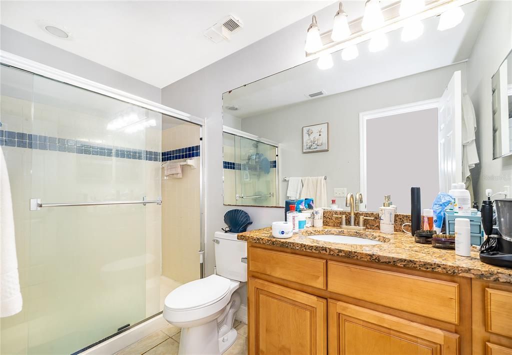For Sale: $215,000 (2 beds, 2 baths, 1365 Square Feet)