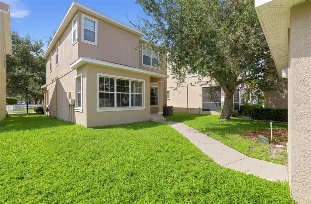 For Sale: $449,900 (4 beds, 2 baths, 2022 Square Feet)