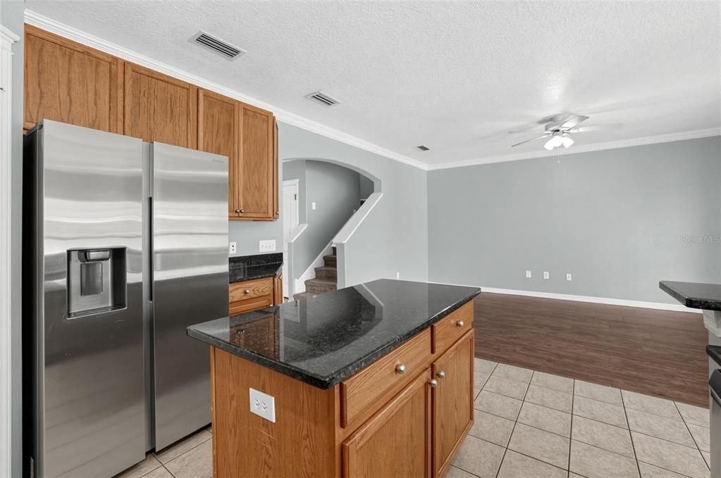 For Sale: $449,900 (4 beds, 2 baths, 2022 Square Feet)