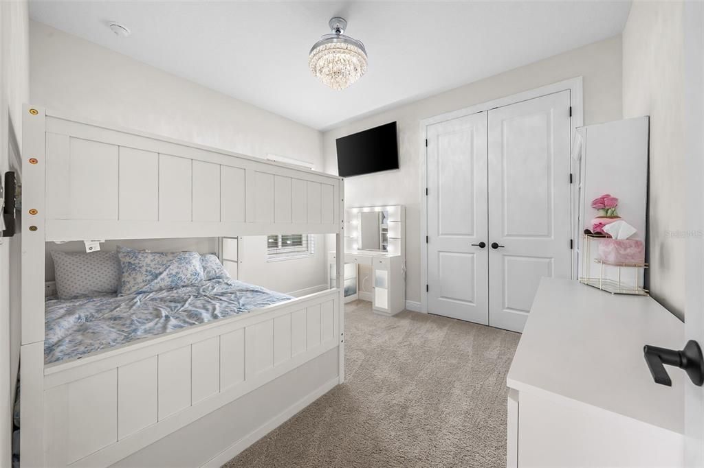 For Sale: $529,900 (3 beds, 2 baths, 1998 Square Feet)