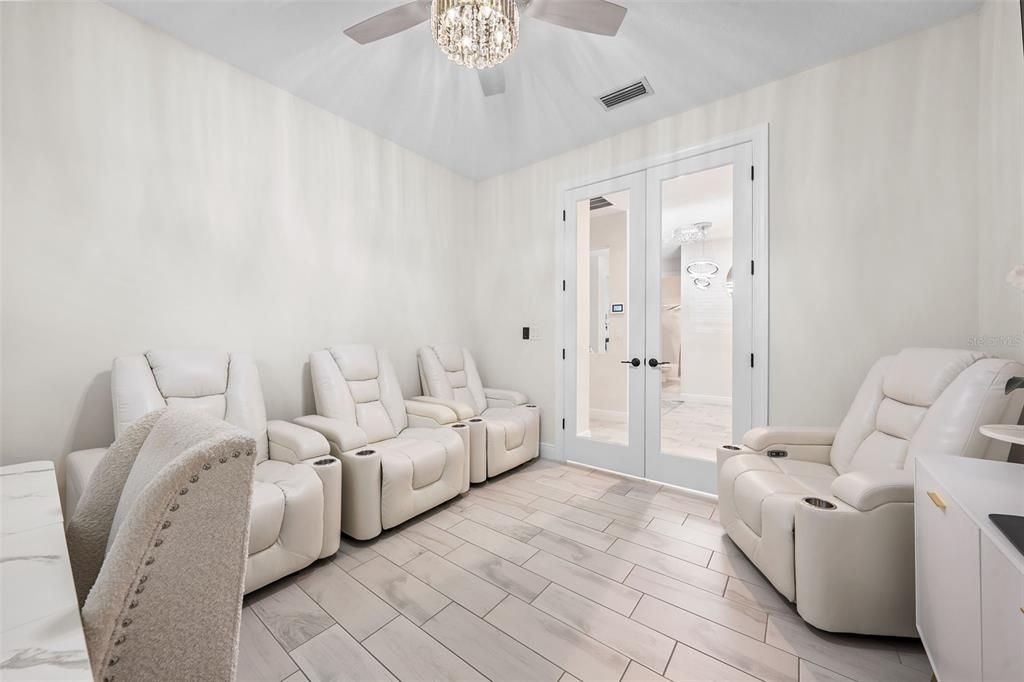 For Sale: $529,900 (3 beds, 2 baths, 1998 Square Feet)
