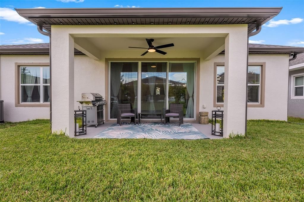 For Sale: $529,900 (3 beds, 2 baths, 1998 Square Feet)