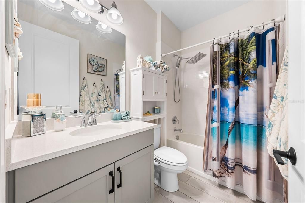 For Sale: $529,900 (3 beds, 2 baths, 1998 Square Feet)