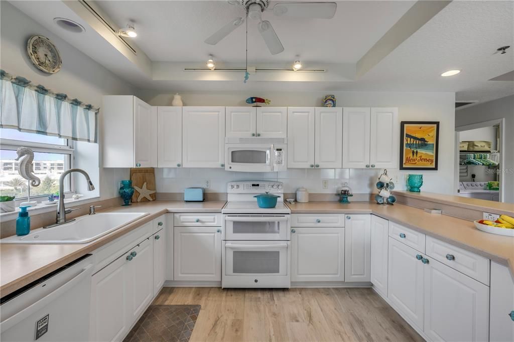 En Venta: $519,000 (3 camas, 2 baños, 1768 Pies cuadrados)