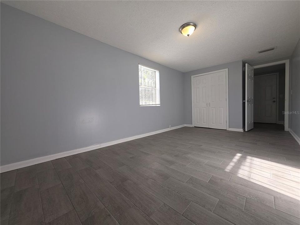 For Rent: $1,625 (4 beds, 2 baths, 1034 Square Feet)