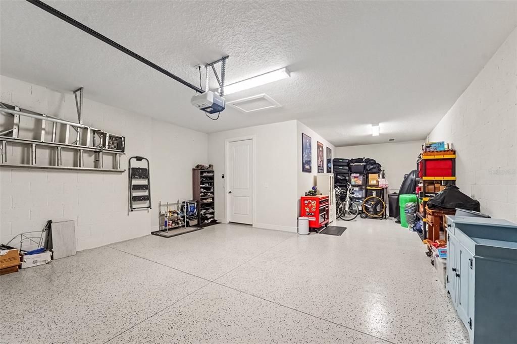 For Sale: $580,000 (2 beds, 2 baths, 1916 Square Feet)
