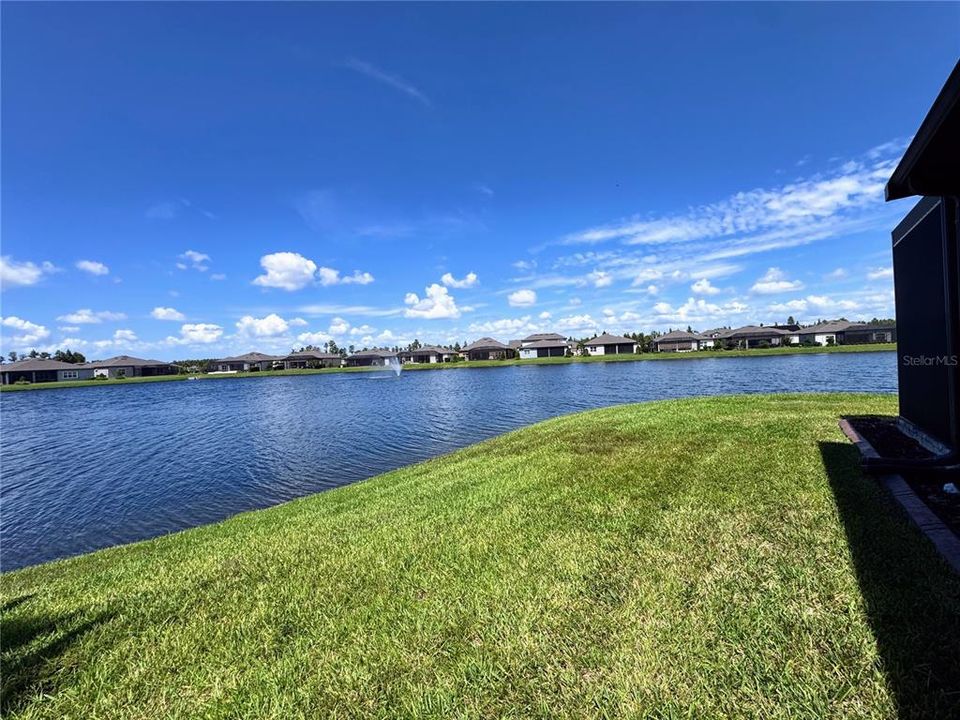 For Sale: $580,000 (2 beds, 2 baths, 1916 Square Feet)