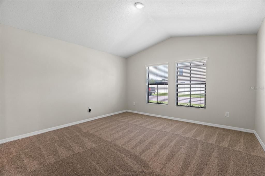 For Rent: $2,300 (3 beds, 2 baths, 1458 Square Feet)
