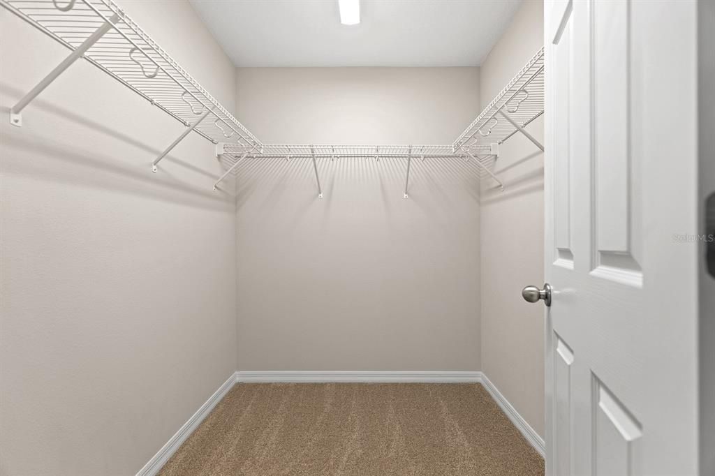 For Rent: $2,300 (3 beds, 2 baths, 1458 Square Feet)