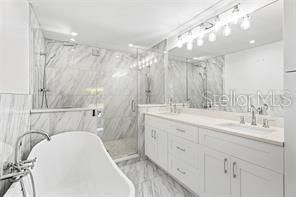 For Rent: $3,195 (3 beds, 2 baths, 1771 Square Feet)