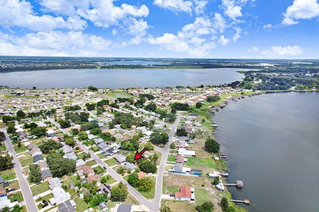 На продажу: $239,999 (3 спален, 1 ванн, 912 Квадратных фут)