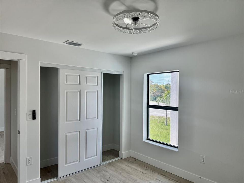 For Rent: $1,750 (3 beds, 2 baths, 1384 Square Feet)