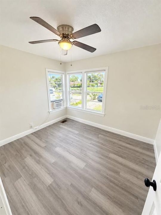 For Rent: $1,525 (2 beds, 1 baths, 1232 Square Feet)