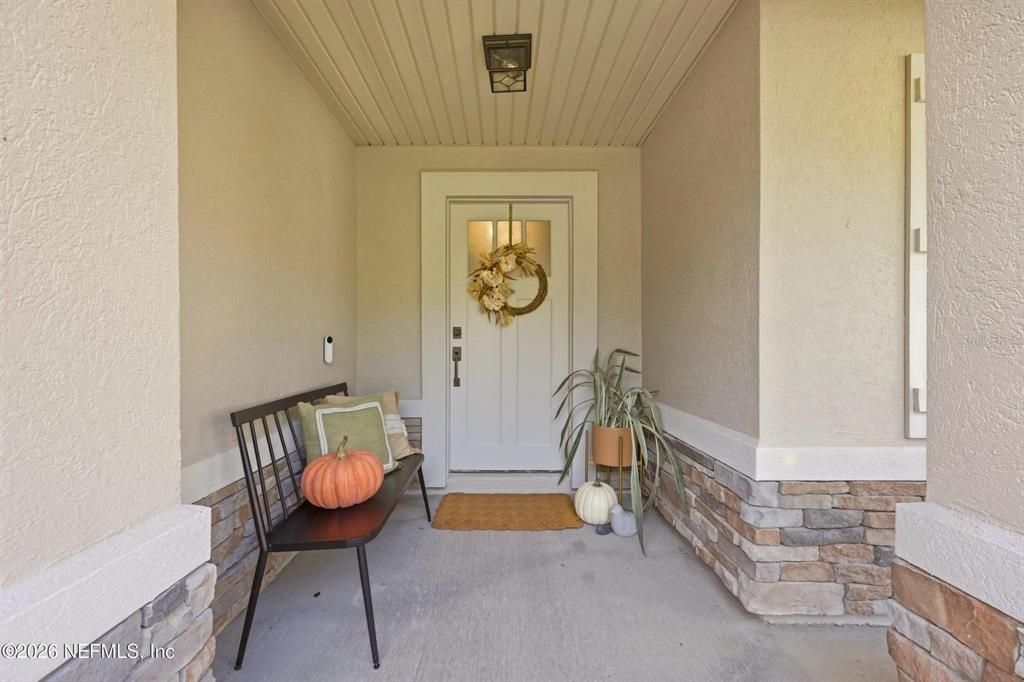 For Sale: $522,000 (4 beds, 3 baths, 1912 Square Feet)
