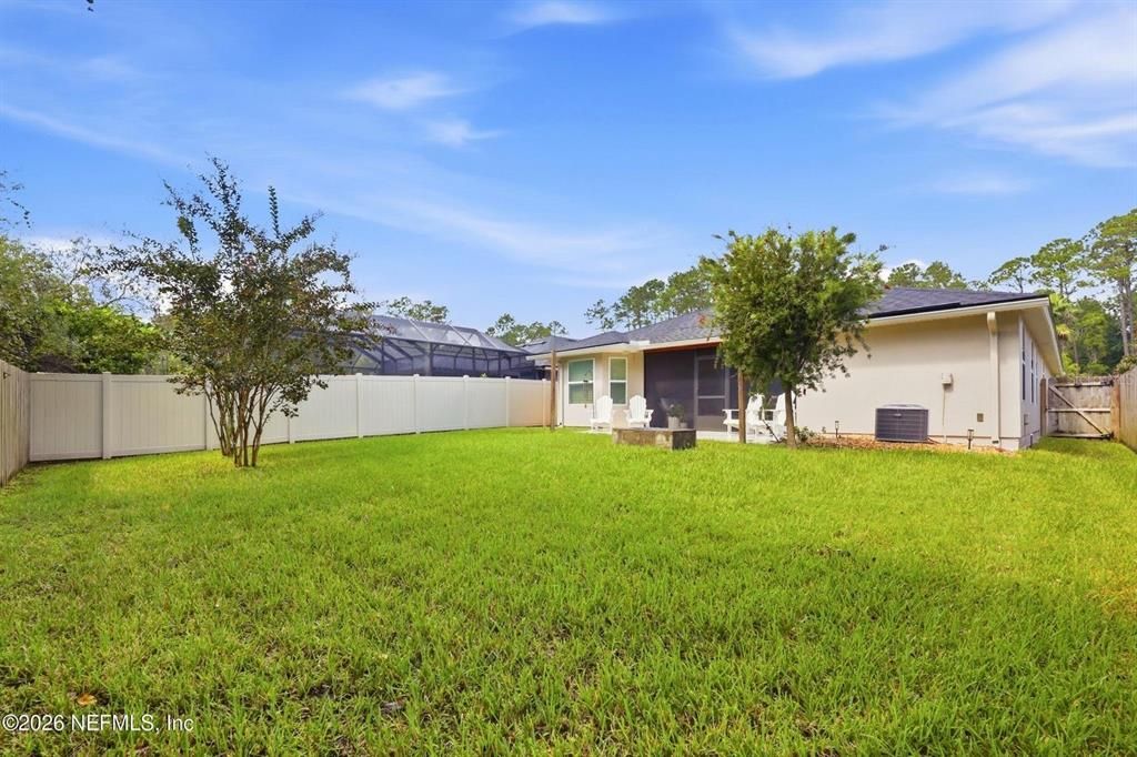 For Sale: $522,000 (4 beds, 3 baths, 1912 Square Feet)