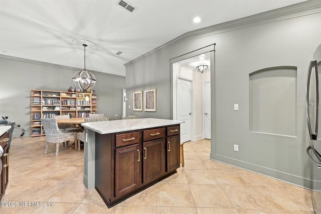 For Sale: $522,000 (4 beds, 3 baths, 1912 Square Feet)
