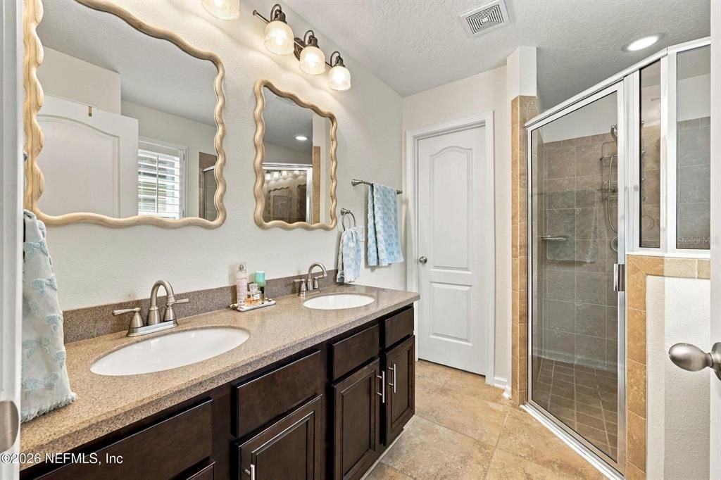 For Sale: $522,000 (4 beds, 3 baths, 1912 Square Feet)