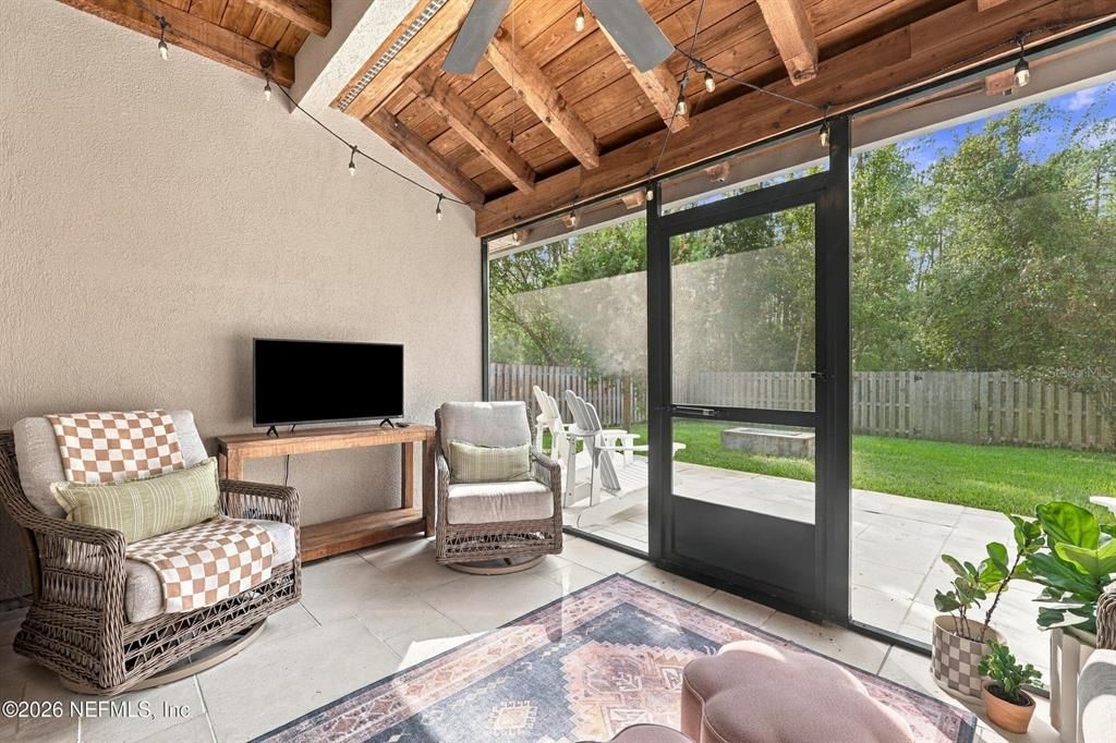 For Sale: $522,000 (4 beds, 3 baths, 1912 Square Feet)