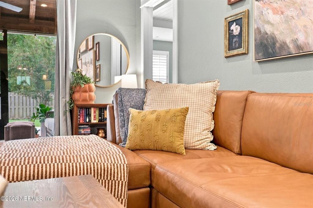 For Sale: $522,000 (4 beds, 3 baths, 1912 Square Feet)