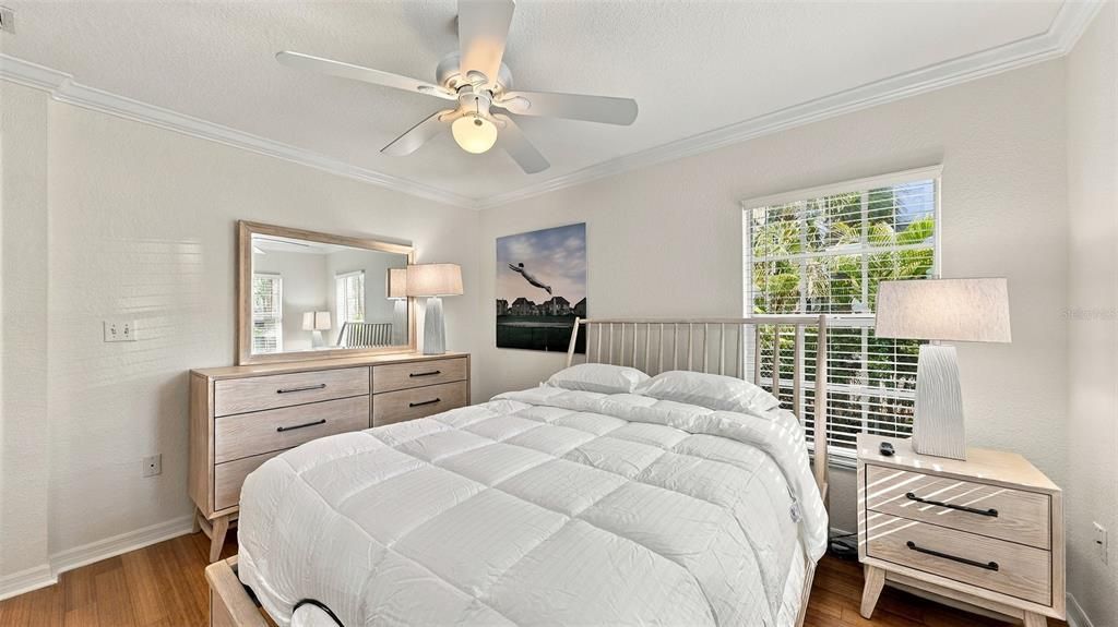 В аренду: $4,700 (4 спален, 2 ванн, 1622 Квадратных фут)