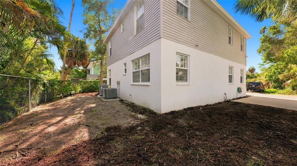В аренду: $4,700 (4 спален, 2 ванн, 1622 Квадратных фут)