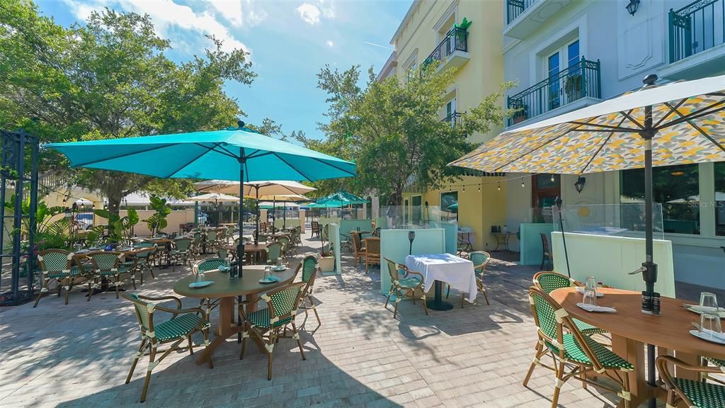 В аренду: $4,700 (4 спален, 2 ванн, 1622 Квадратных фут)