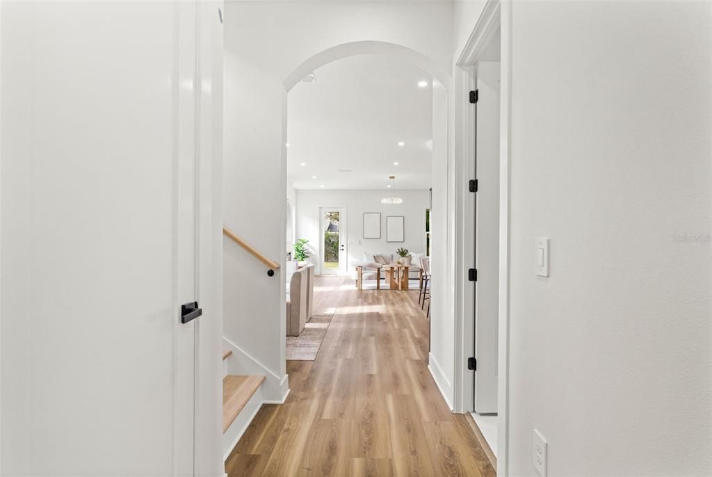 For Sale: $985,000 (4 beds, 3 baths, 2638 Square Feet)