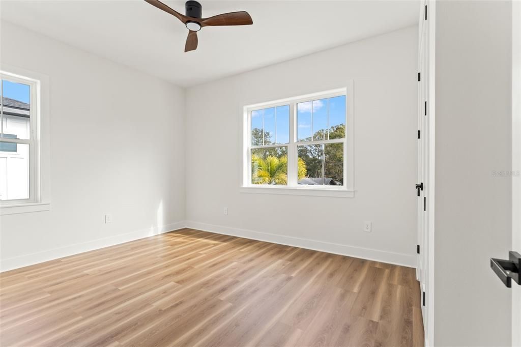 For Sale: $985,000 (4 beds, 3 baths, 2638 Square Feet)