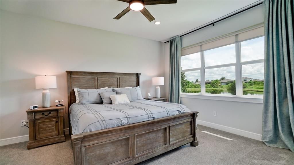 For Sale: $420,000 (2 beds, 2 baths, 1563 Square Feet)