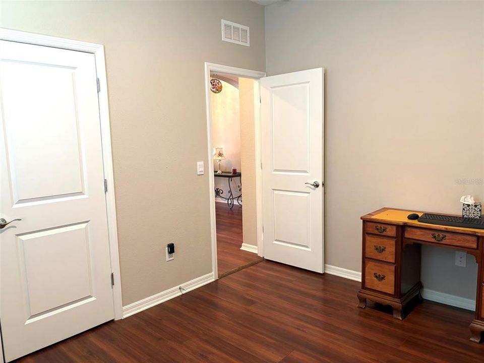 For Sale: $368,900 (3 beds, 2 baths, 1844 Square Feet)