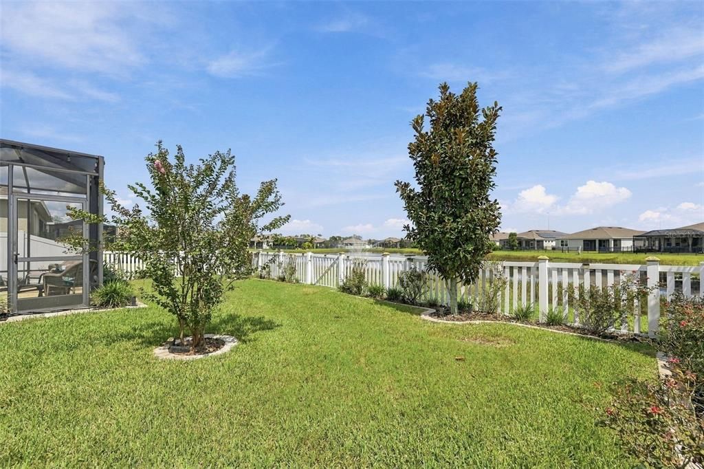 На продажу: $359,900 (3 спален, 2 ванн, 1844 Квадратных фут)