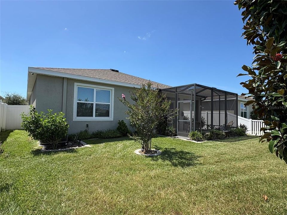For Sale: $368,900 (3 beds, 2 baths, 1844 Square Feet)