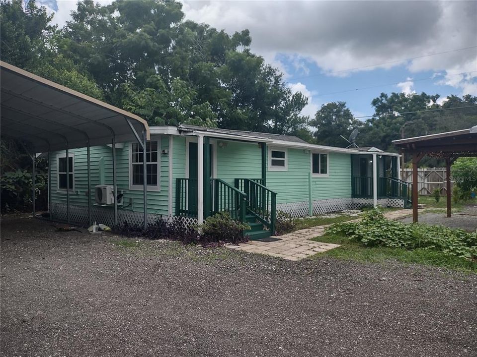 En Venta: $229,000 (4 camas, 2 baños, 1350 Pies cuadrados)