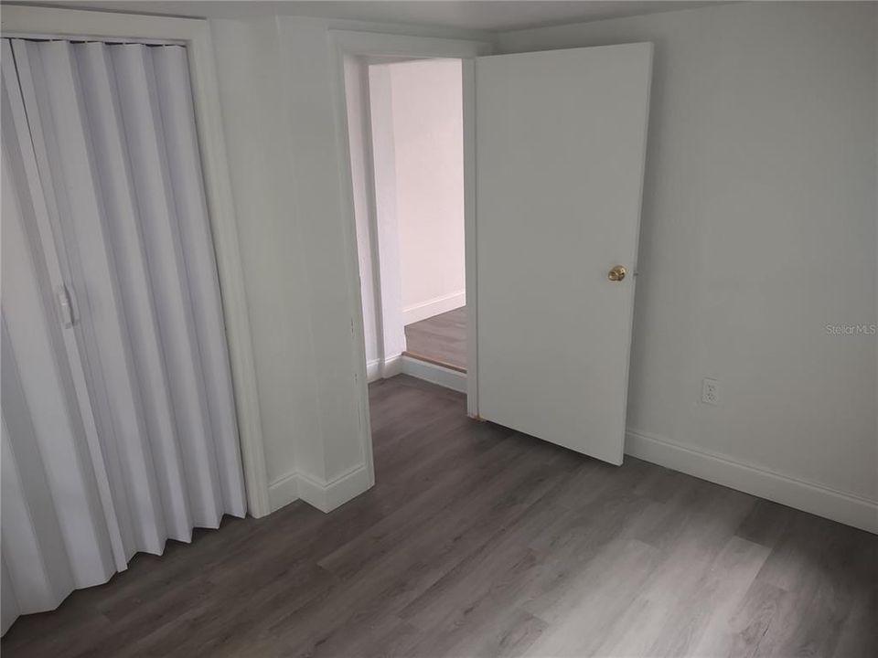 En Venta: $229,000 (4 camas, 2 baños, 1350 Pies cuadrados)
