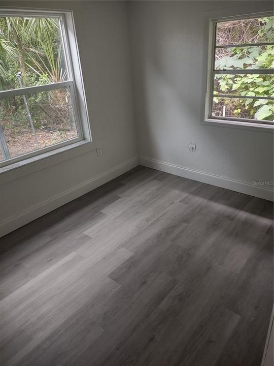 En Venta: $229,000 (4 camas, 2 baños, 1350 Pies cuadrados)