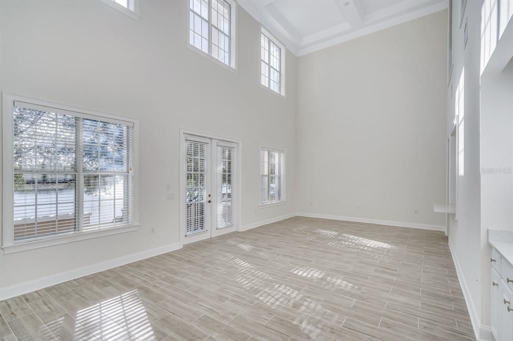 For Rent: $7,995 (3 beds, 3 baths, 4000 Square Feet)