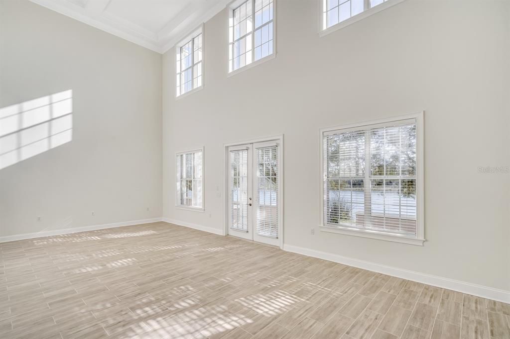 For Rent: $7,995 (3 beds, 3 baths, 4000 Square Feet)