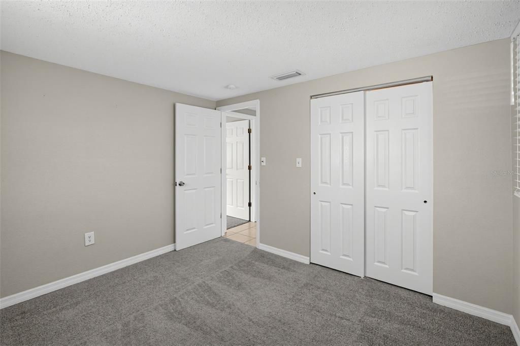 For Sale: $249,900 (3 beds, 2 baths, 1303 Square Feet)