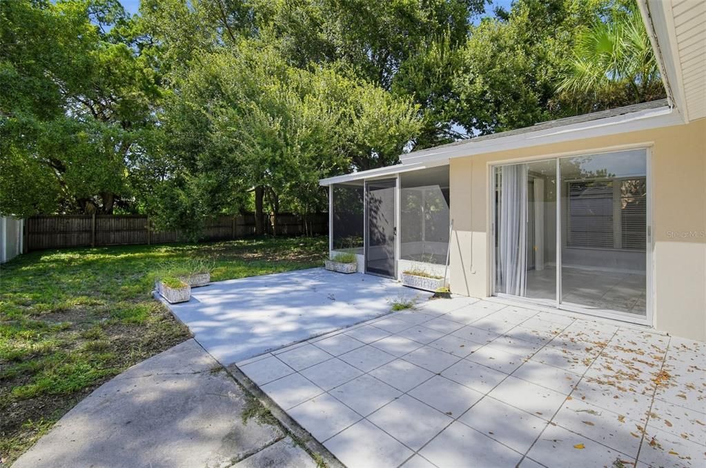 For Sale: $249,900 (3 beds, 2 baths, 1303 Square Feet)