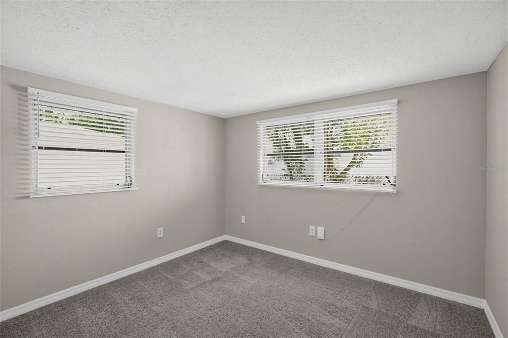 For Sale: $249,900 (3 beds, 2 baths, 1303 Square Feet)