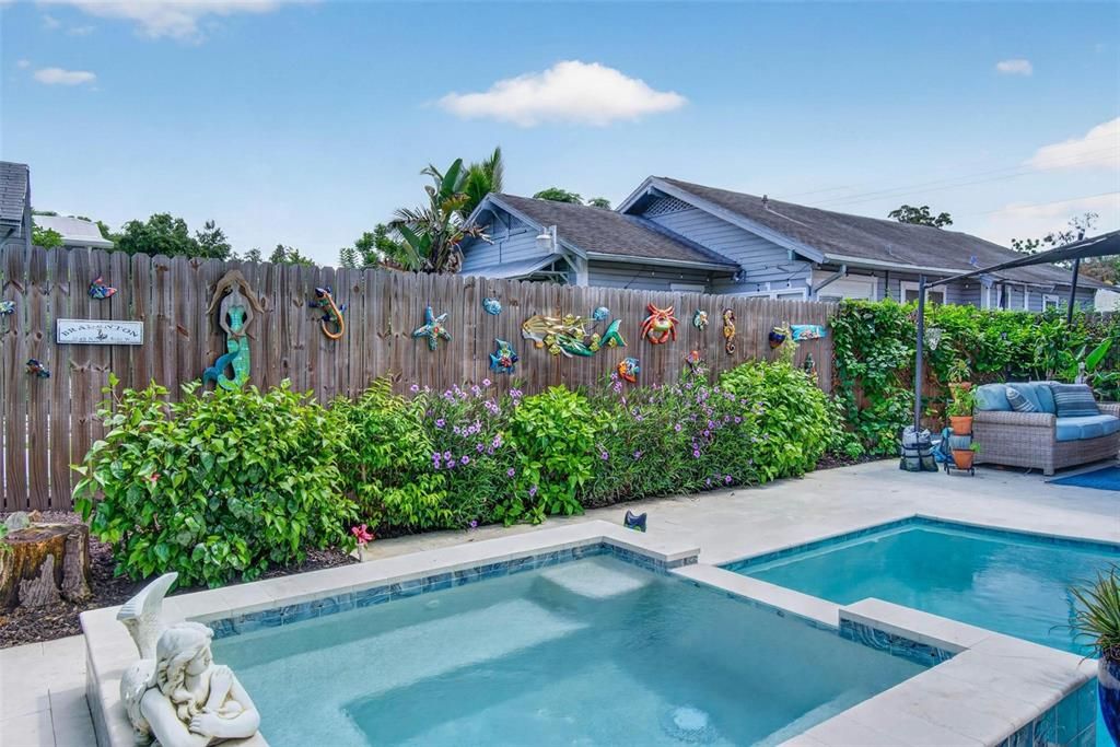 For Sale: $649,000 (3 beds, 3 baths, 1562 Square Feet)