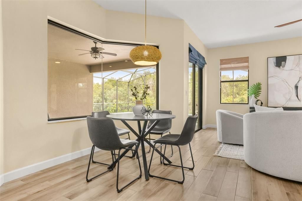En Venta: $649,990 (5 camas, 3 baños, 2940 Pies cuadrados)