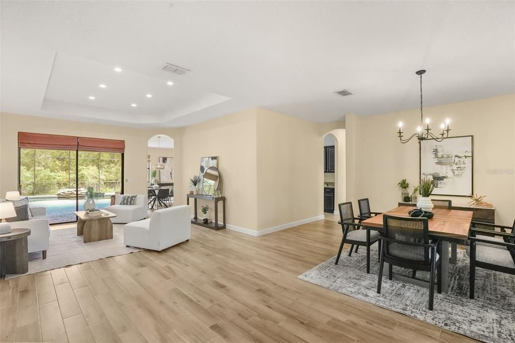 En Venta: $649,990 (5 camas, 3 baños, 2940 Pies cuadrados)