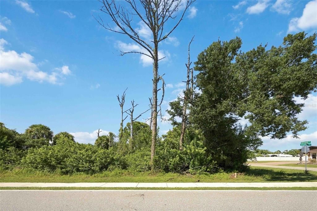 For Sale: $43,000 (0.27 acres)