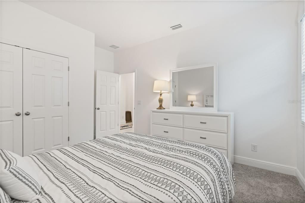 For Rent: $2,800 (4 beds, 2 baths, 1850 Square Feet)