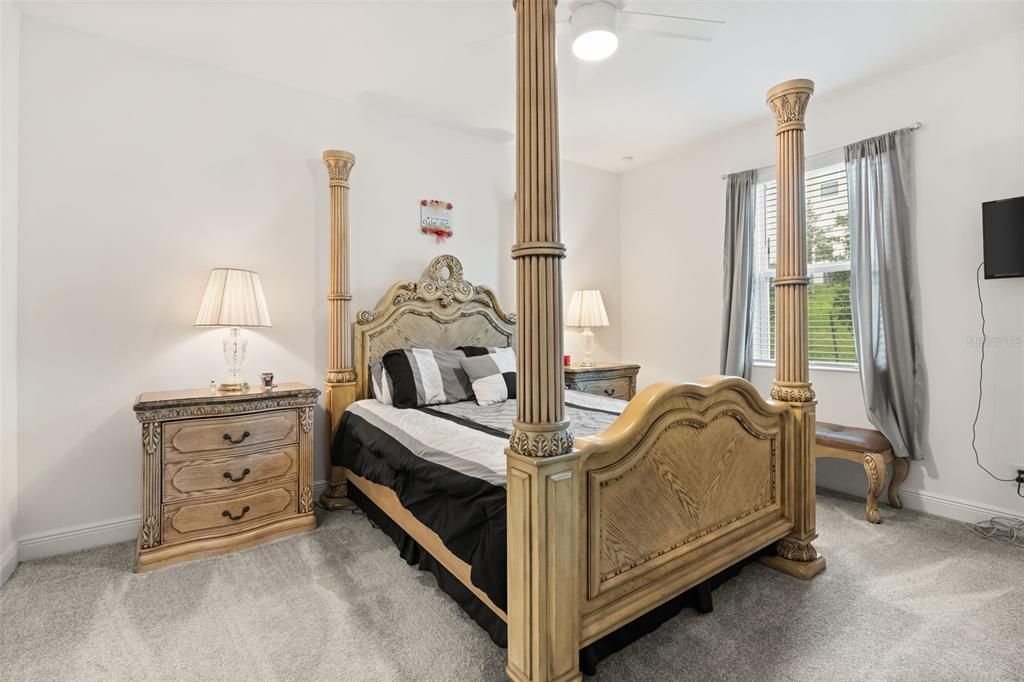 For Rent: $2,800 (4 beds, 2 baths, 1850 Square Feet)